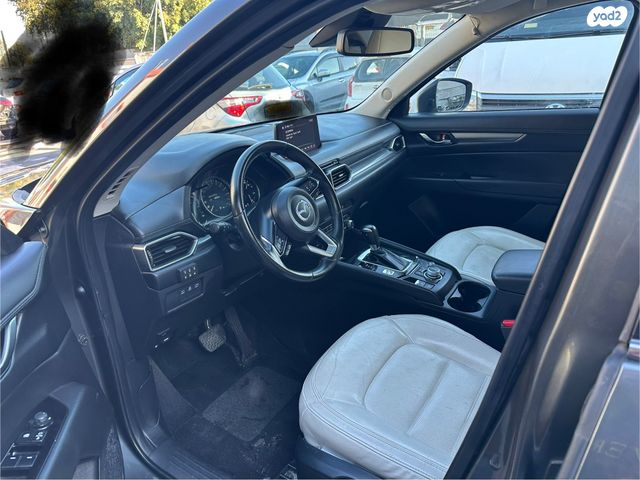 מודעת רכב מאזדה CX-5