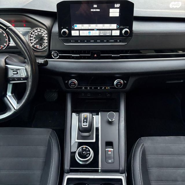 מיצובישי אאוטלנדר