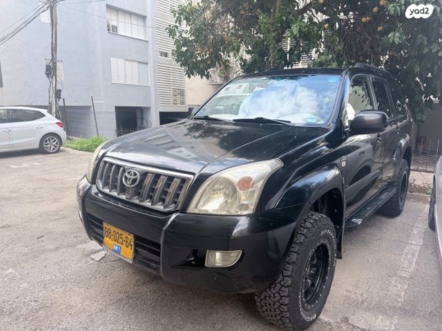 טויוטה לנד קרוזר