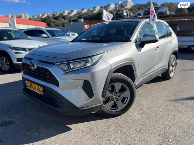 מודעת רכב טויוטה RAV4