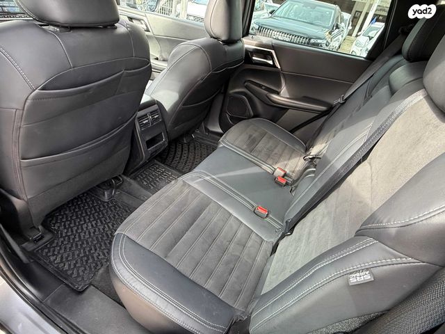 מיצובישי אאוטלנדר