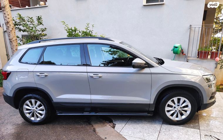 מודעת רכב סקודה קארוק