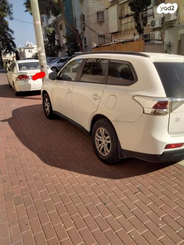 מיצובישי אאוטלנדר