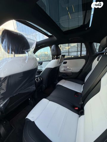 מרצדס-בנץ GLA