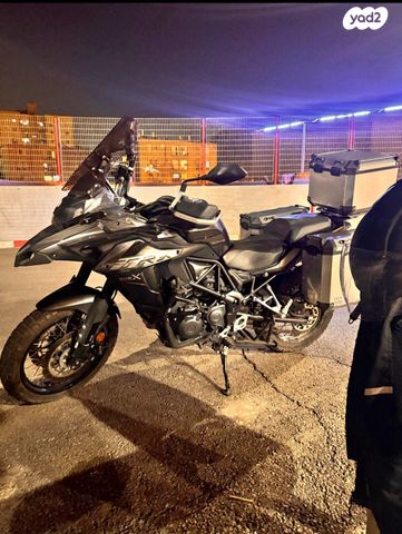 מודעת רכב בנלי TRK502X