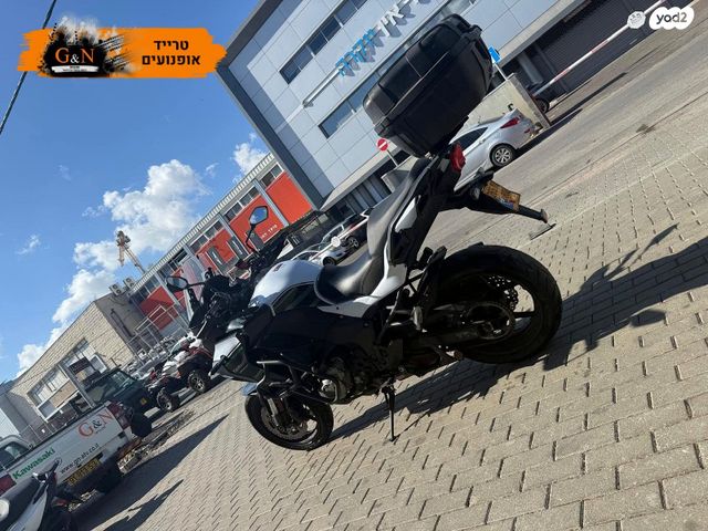 קאוואסאקי Versys 1000