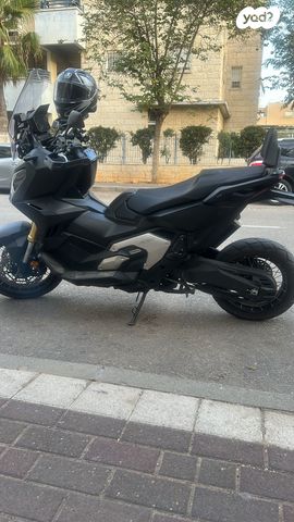 מודעת רכב הונדה X-ADV750