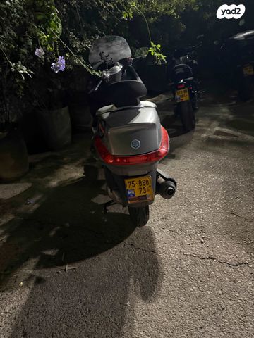 מודעת רכב פיאג'ו X-Evo 250