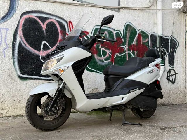 סאן יאנג ג'וי רייד 200