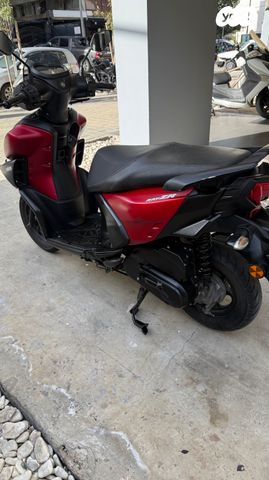 ימאהה RayZR 125