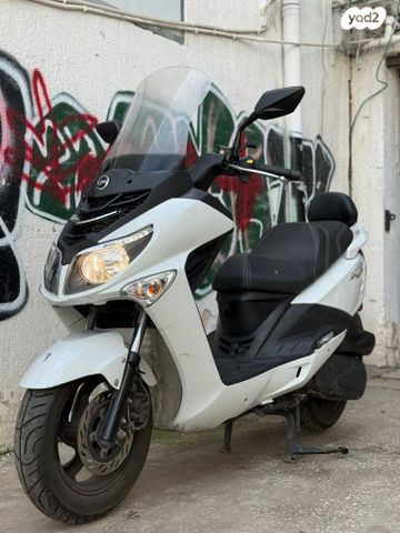 סאן יאנג ג'וי רייד 200