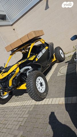 מודעת רכב בומברדיר/קאן אם