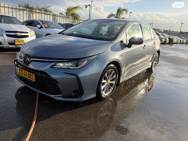 מודעת רכב טויוטה קורולה