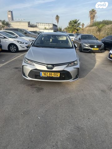 מודעת רכב טויוטה קורולה
