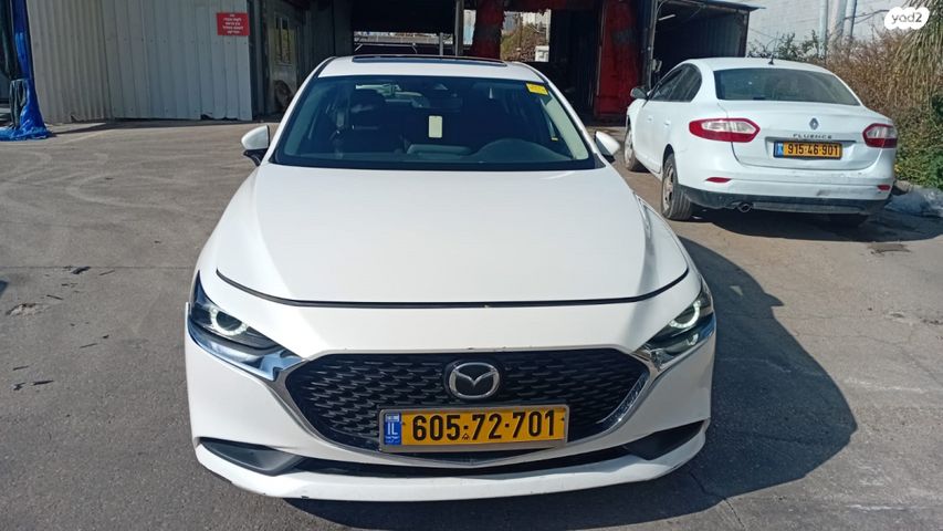 מודעת רכב מאזדה 3
