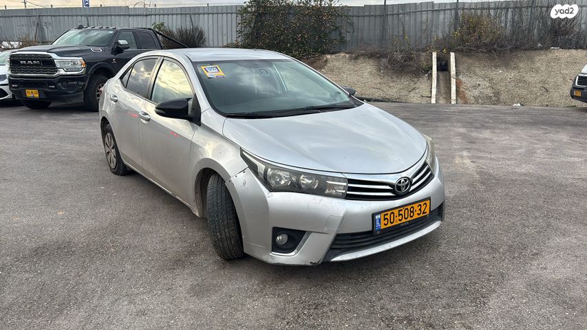 מודעת רכב טויוטה קורולה