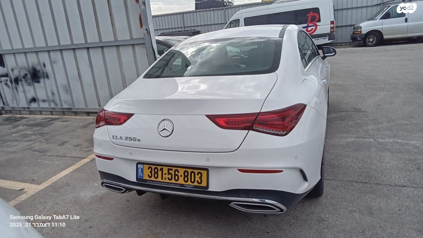 מודעת רכב מרצדס-בנץ CLA 2