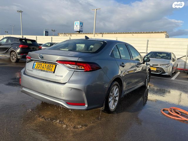 מודעת רכב טויוטה קורולה 2