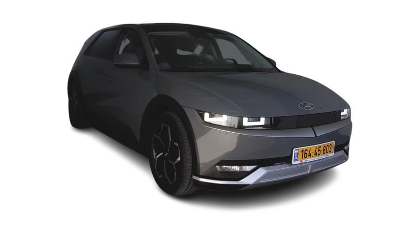 יונדאי איוניק 5