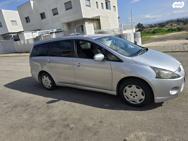 מיצובישי גרנדיס