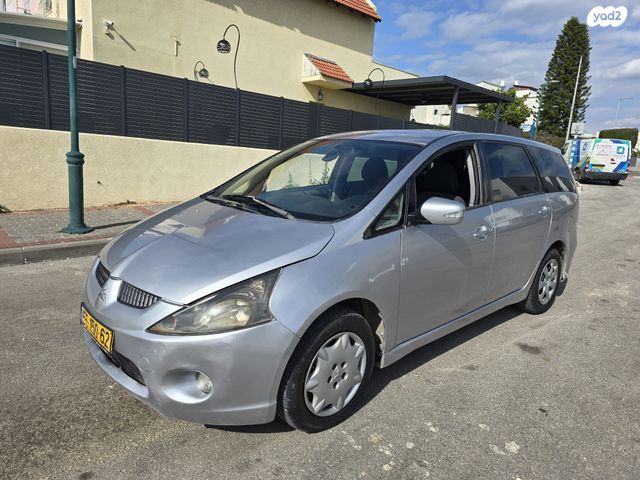 מיצובישי גרנדיס