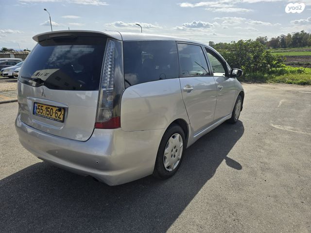 מיצובישי גרנדיס