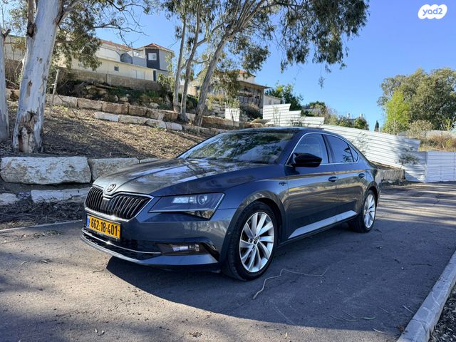 מודעת רכב סקודה סופרב