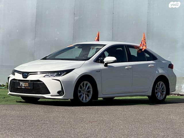 מודעת רכב טויוטה קורולה 1