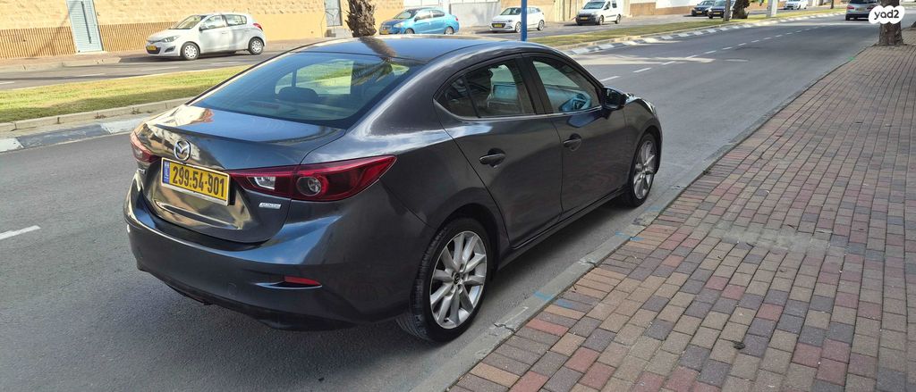 מודעת רכב מאזדה 3 1