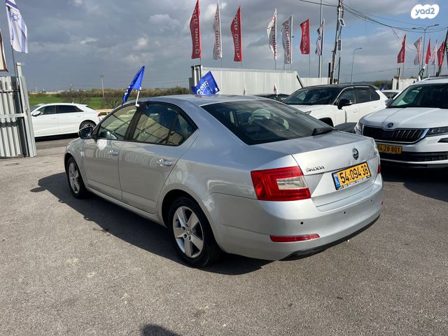 סקודה אוקטביה 