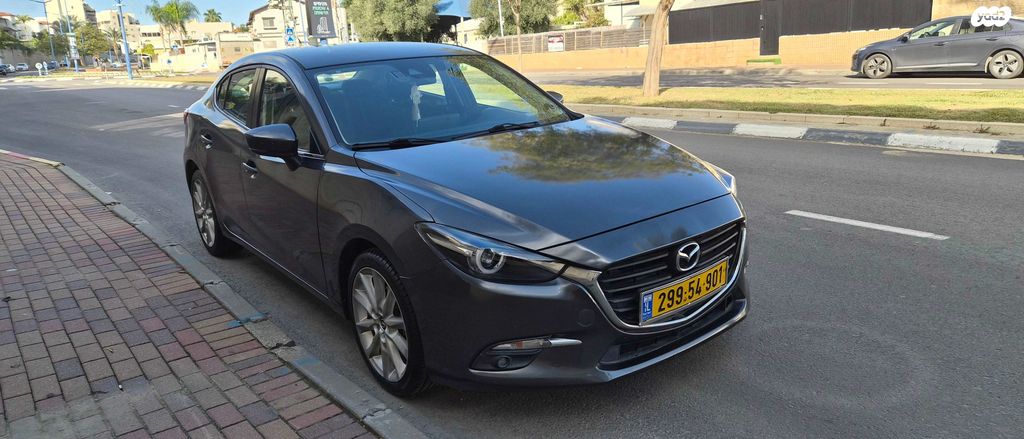 מודעת רכב מאזדה 3 2