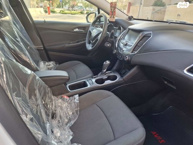 שברולט קרוז