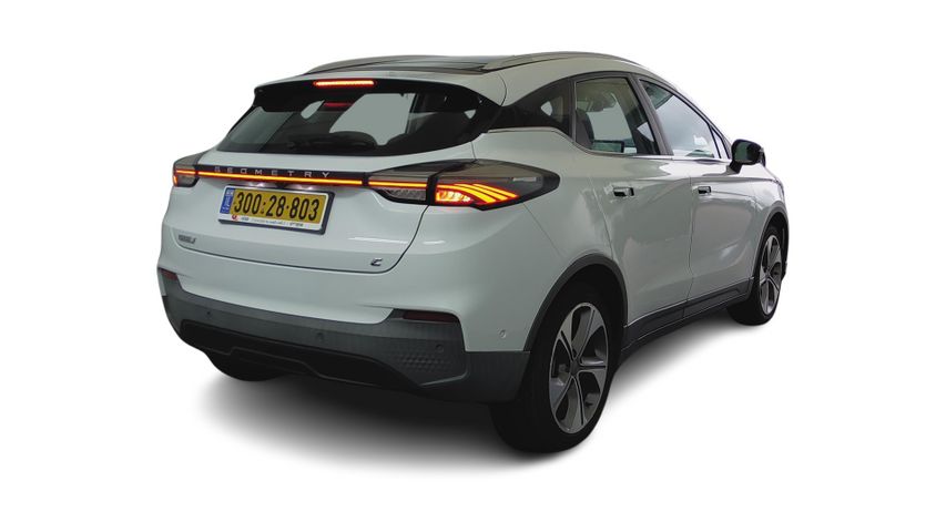 ג׳ילי Geometry C