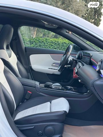 מרצדס-בנץ CLA