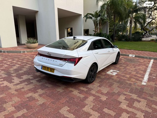 יונדאי אלנטרה