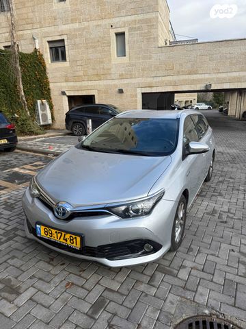 מודעת רכב טויוטה אוריס