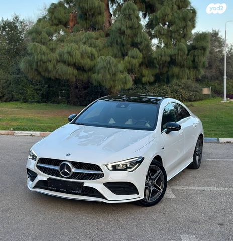 מודעת רכב מרצדס-בנץ CLA