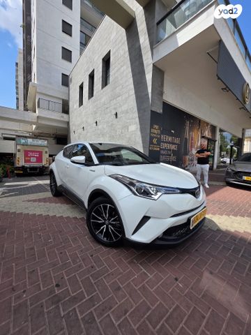 טויוטה C-HR