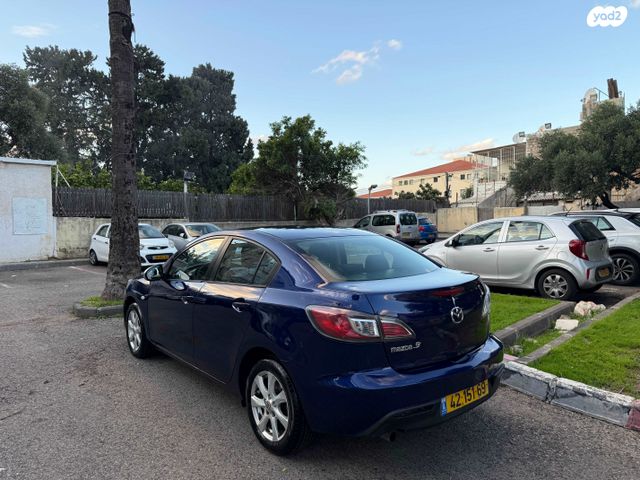 מאזדה 3