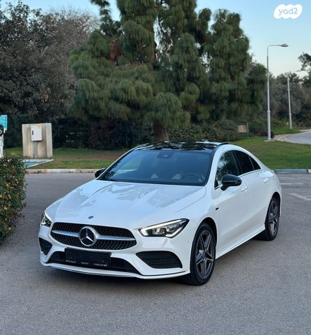 מודעת רכב מרצדס-בנץ CLA 1