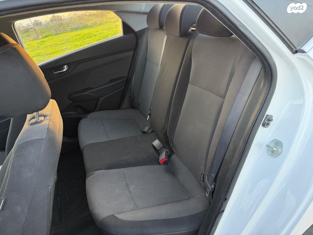 יונדאי אקסנט i25