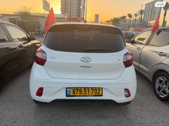 יונדאי i10