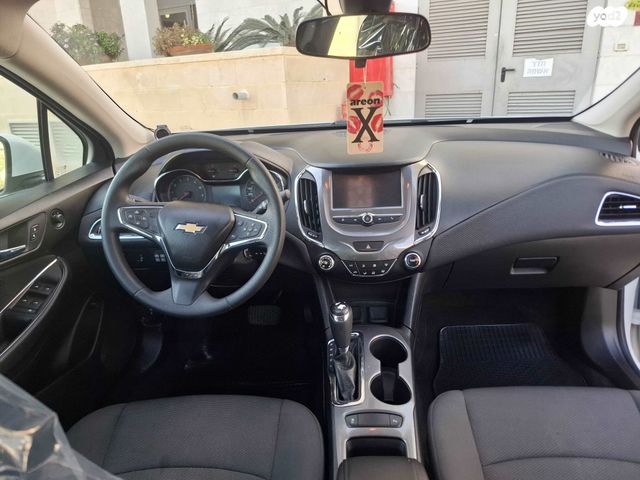 שברולט קרוז