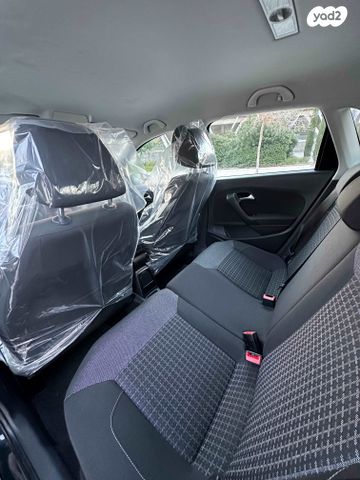 פולקסווגן פולו 