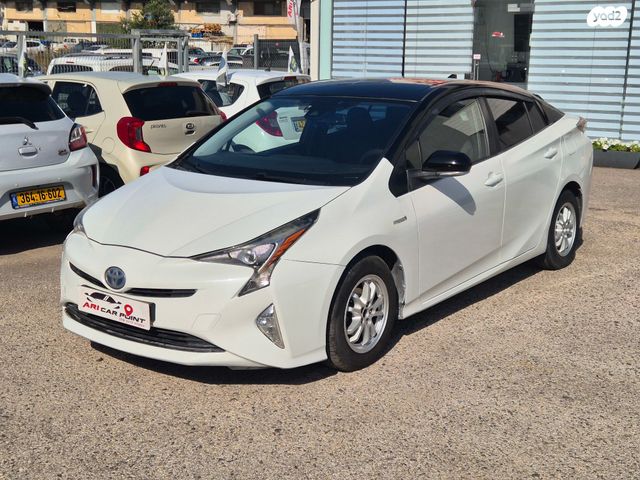 מודעת רכב טויוטה פריוס