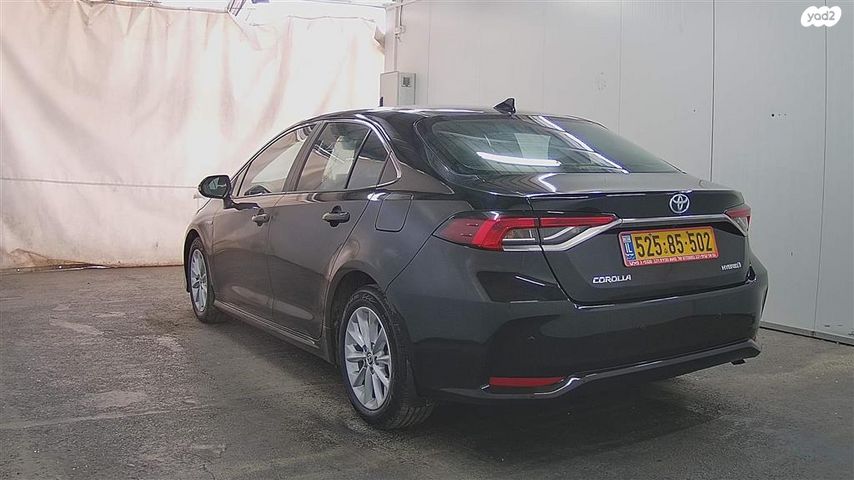 טויוטה קורולה