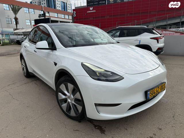 מודעת רכב טסלה מודל Y