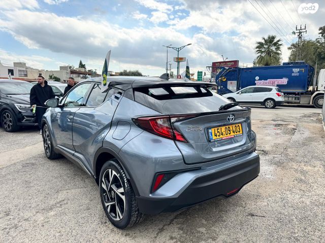 טויוטה C-HR