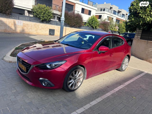 מודעת רכב מאזדה 3