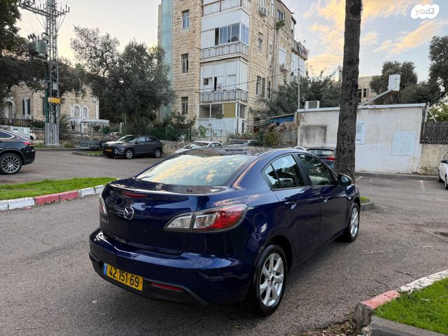 מאזדה 3
